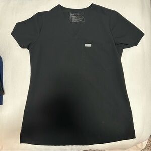 FIGS Black Women's Scrub Top